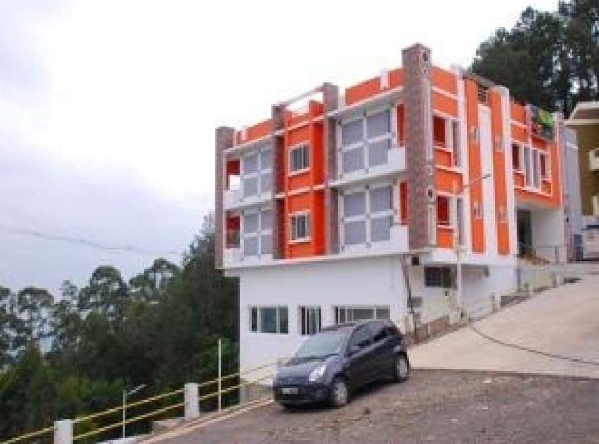 Vihal Estancia Holiday Inn - Image 3