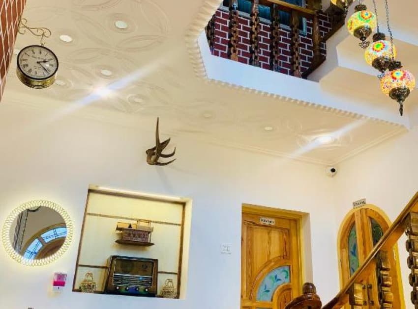 Faizzy's Residency - Image 4