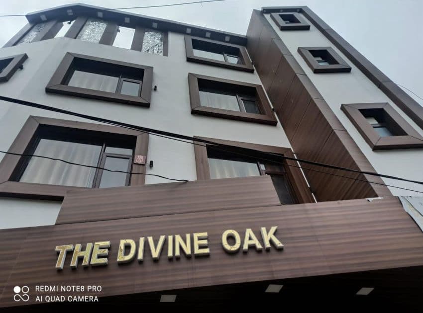Book The Divine Oak in Jammu & Kashmir