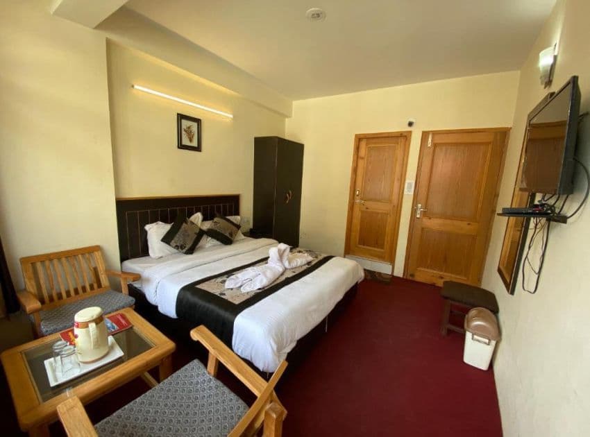 The Destination Manali - Image 2