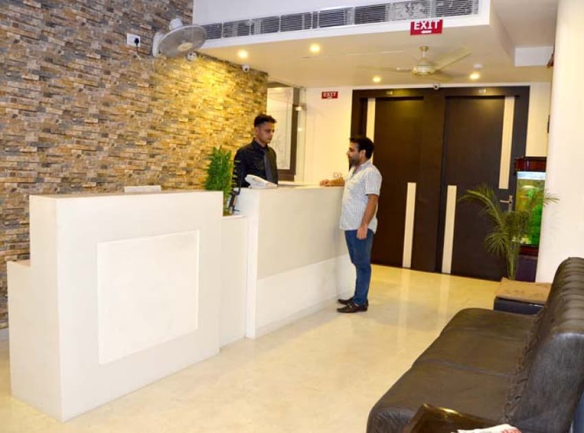 Hotel Surya Palace - Image 4