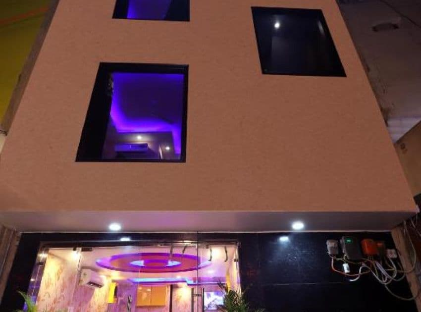 Jupiter Gold Delhi Airport - Image 2