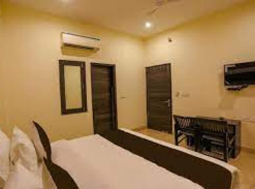 Hotel The Kiara - Image 3