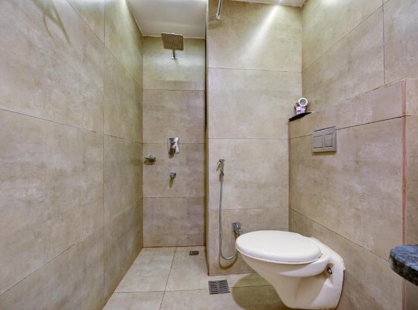 Hotel Sohana Palace !! Near New Delhi Railway Satation - Image 4