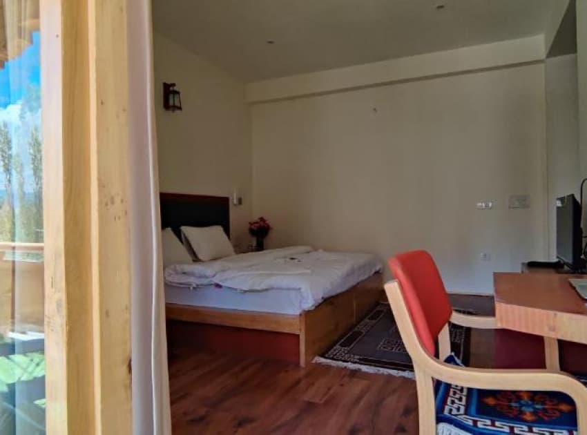 Rock Castle Residency - Image 4