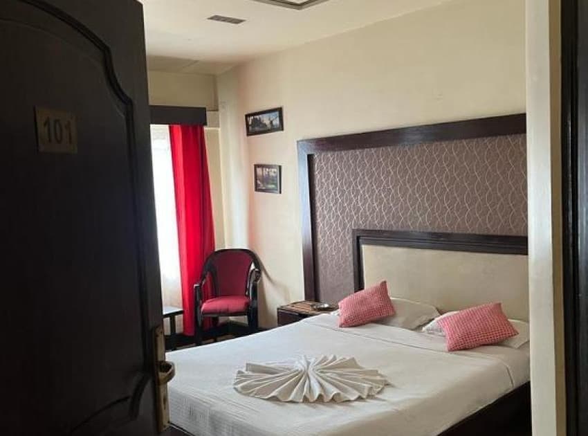 La Serene Stay - Image 3