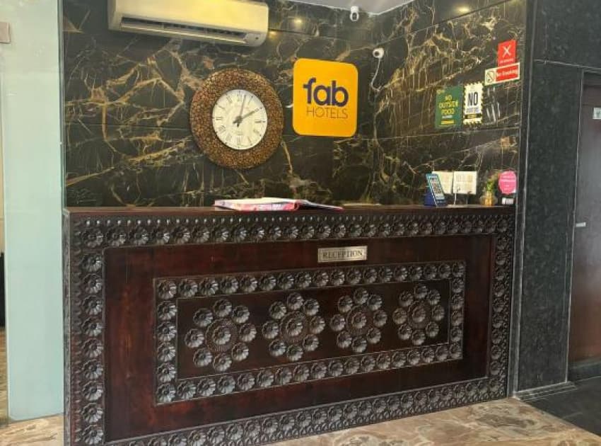 Tipsyy Inn & Suites Jaipur - Image 2