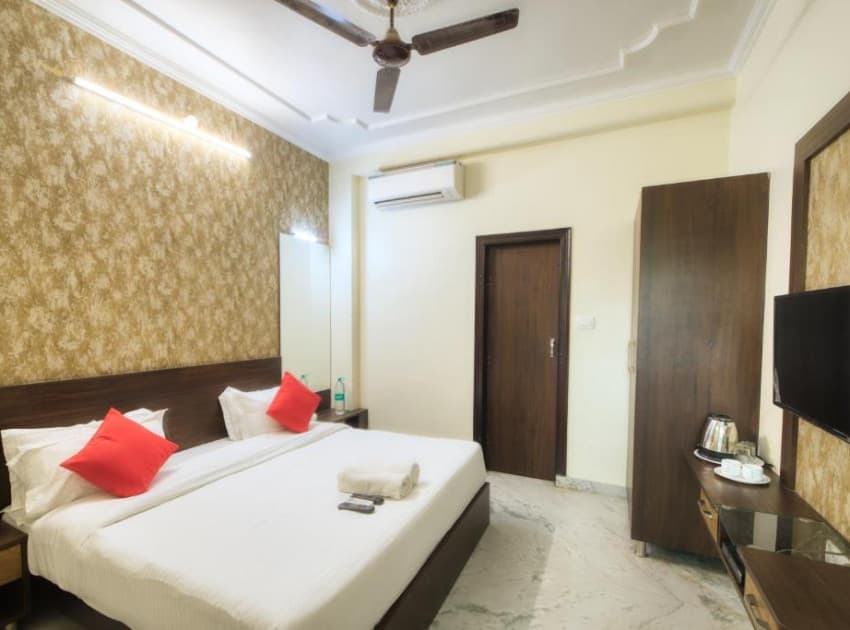 Hotel Pulse Inn Jaipur - Image 2