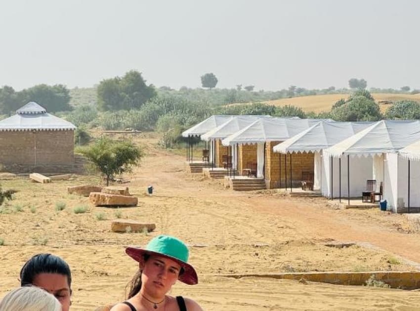 Abu Safari - Image 2