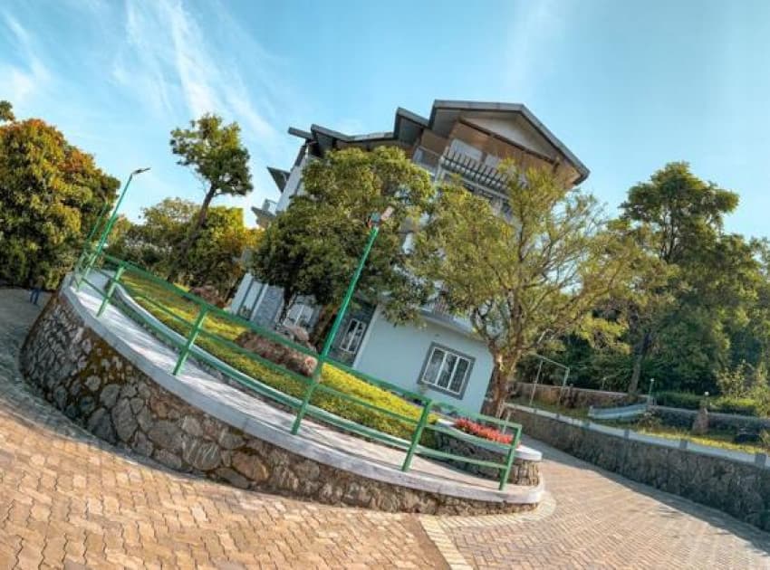 Laurel Heights Resort Idukki - Image 2