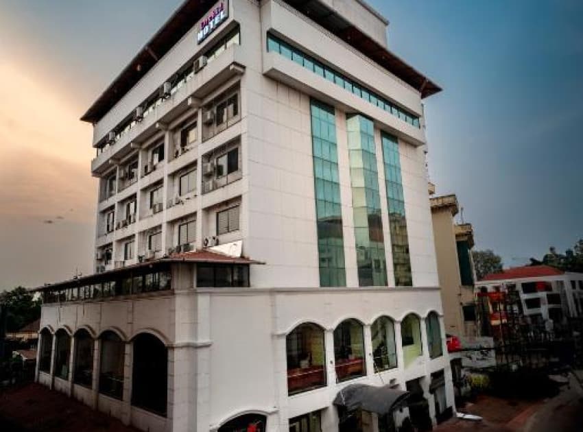 Book Daan Orchid Residency in Kumarakom