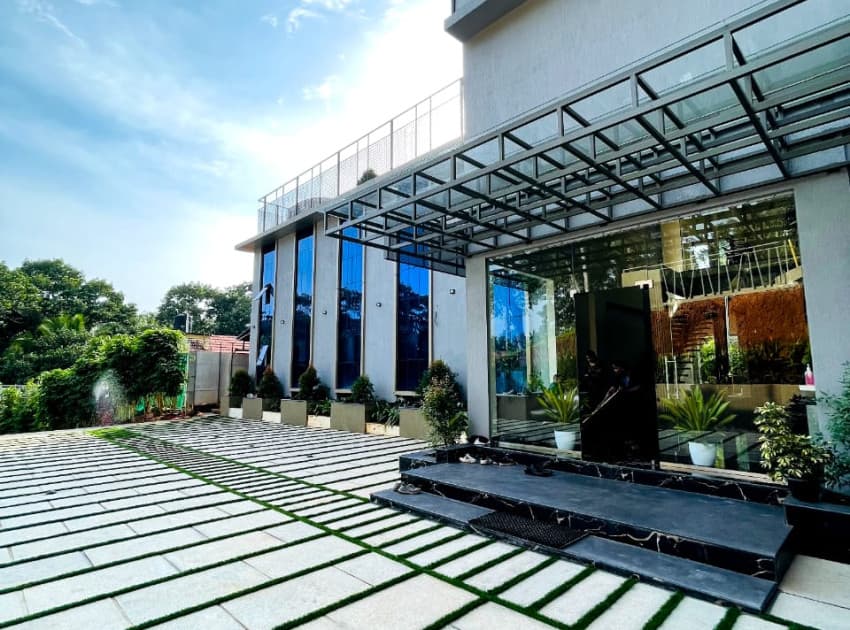 Miracle Hotel and Resorts - Image 3