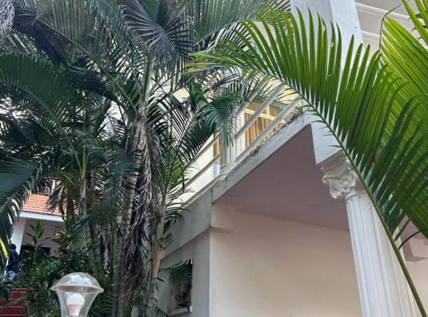 Rock View Palace Lighthouse Beach Resort - Image 3