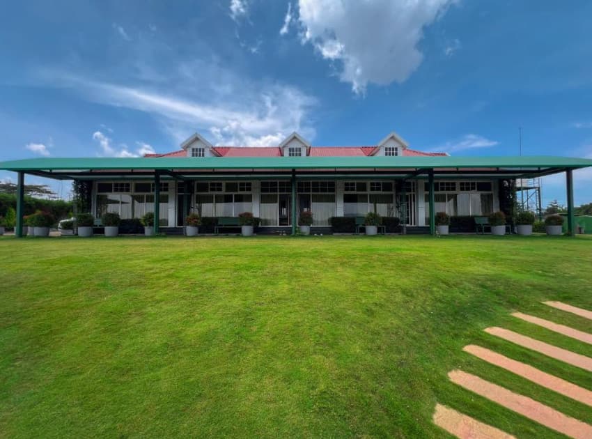 Book Cloudy Court Resort in Idukki