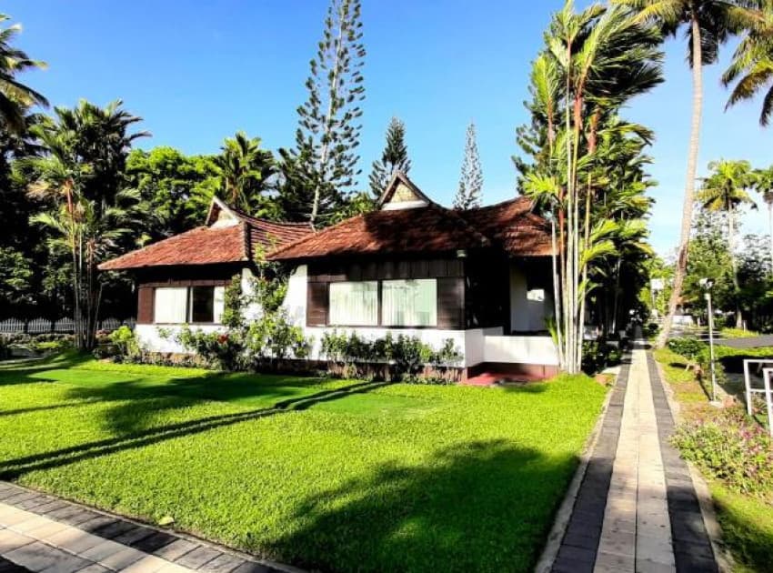 Paradise Resort - Image 4