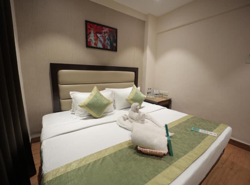 The Byke Studio Pure Veg Apartment, Thane - Image 4