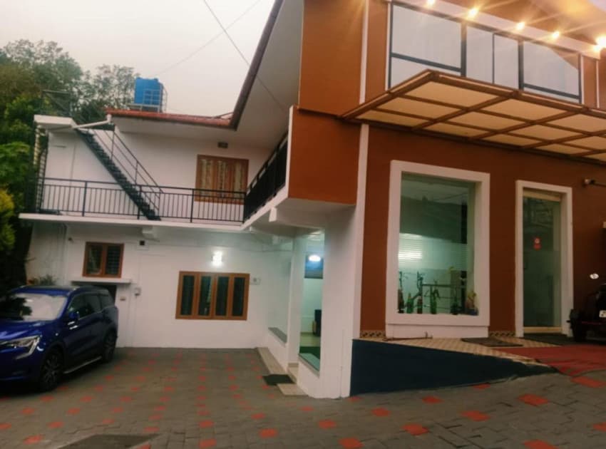 Kunnathoor Red castle vagamon - Image 3