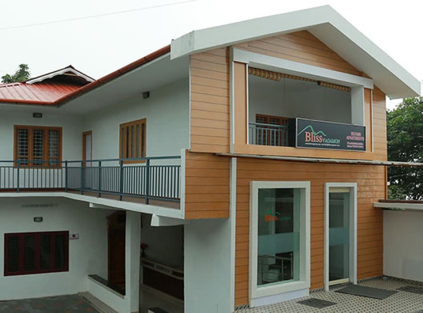 Book Kunnathoor Red castle vagamon in Vagamon