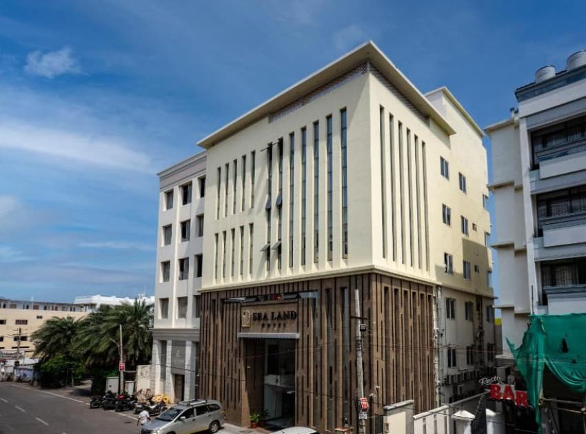 Book Hotel Sea Land in Kanyakumari