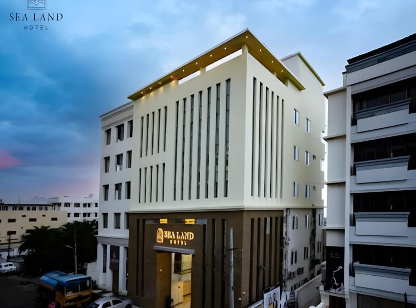 Book The Gopinivas Grand in Kanyakumari