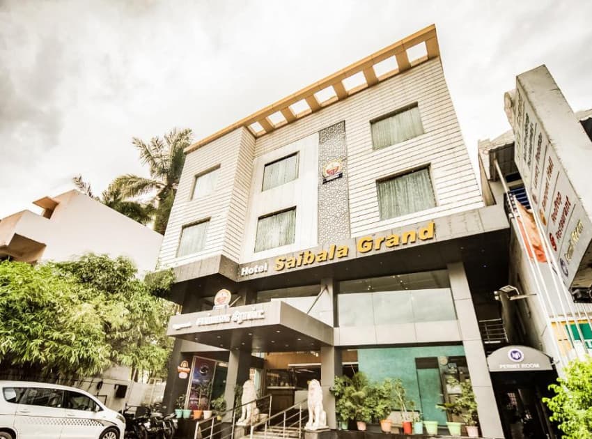Book Hotel Saibala Inn in Chennai
