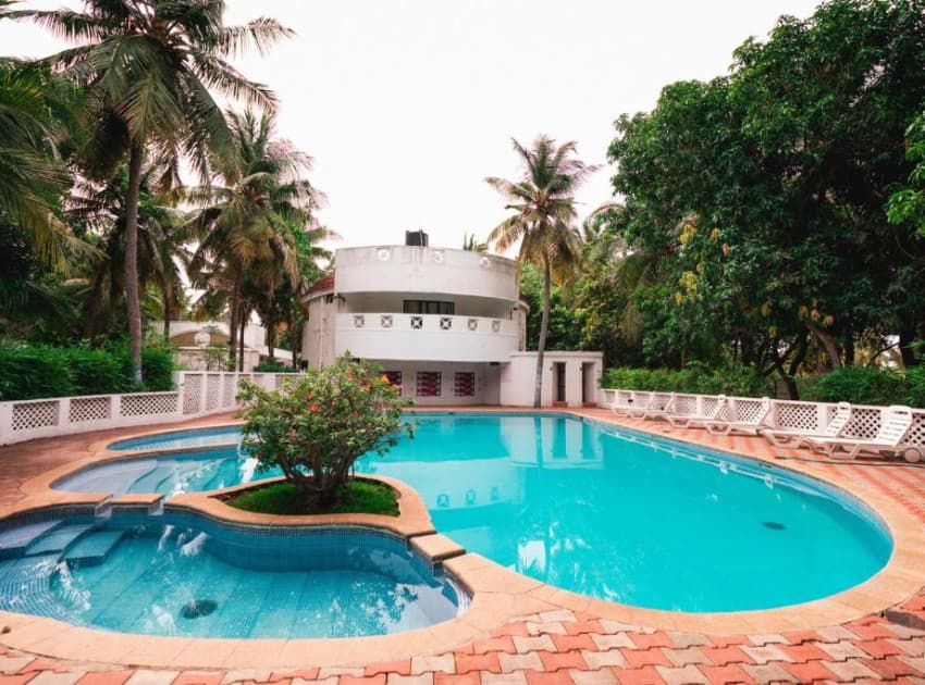 Book Shelter Beach Resort in Mahabalipuram