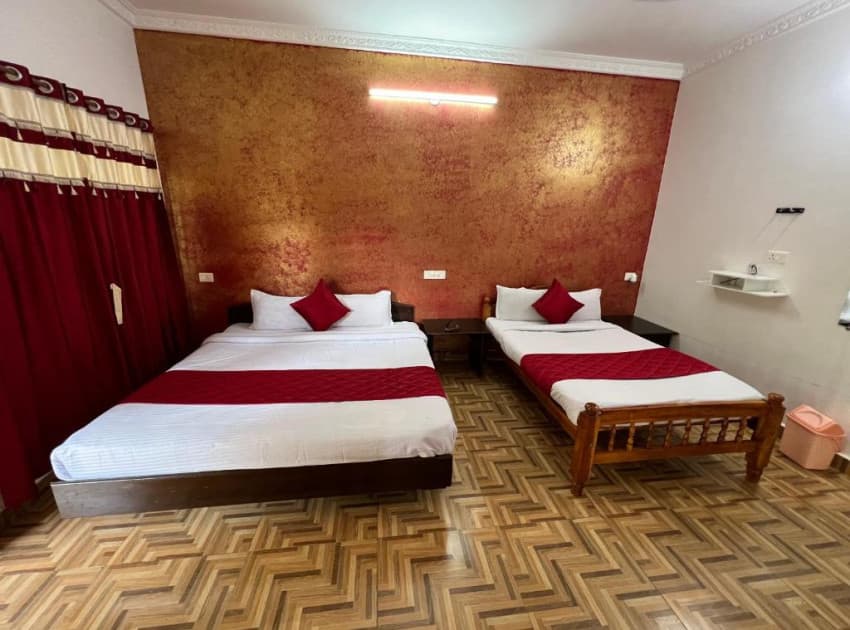 The Midway Jungle Resort - Image 4