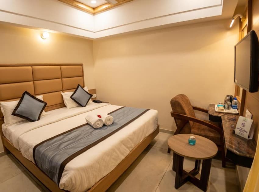 Hotel Grand Sabarees - Image 4