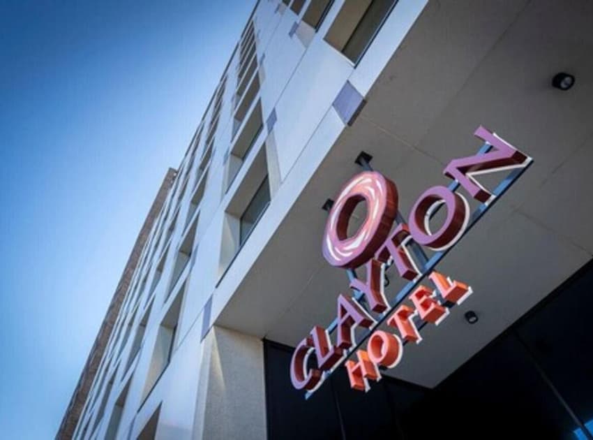 Clayton Hotel City of London - Image 2