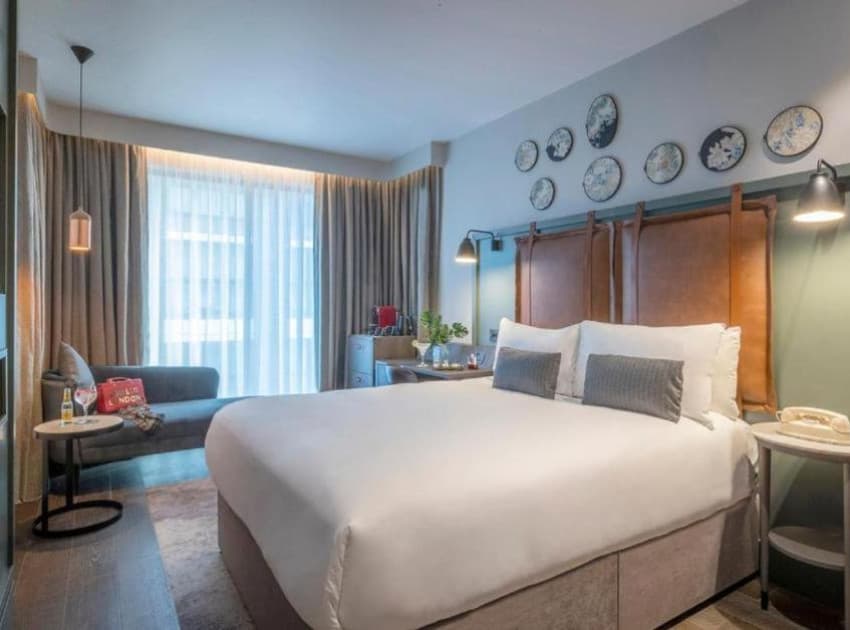 Clayton Hotel City of London - Image 4