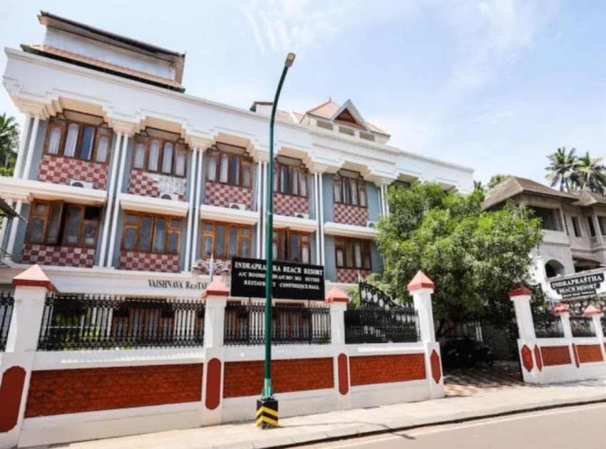 Book Memmsta Indraprastha Beach Resort in Varkala