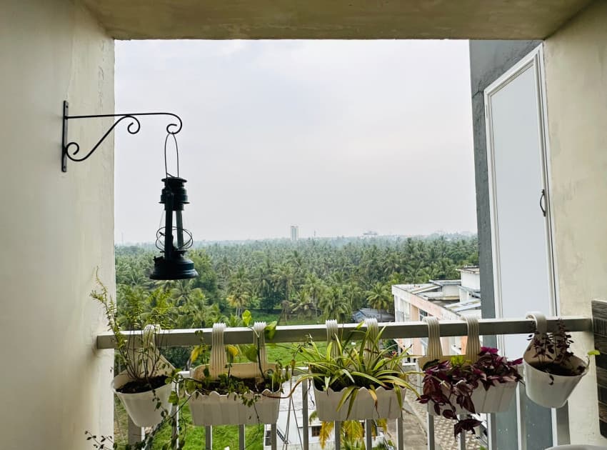 Memmsta Blooming Bird Guruvayur - Image 3