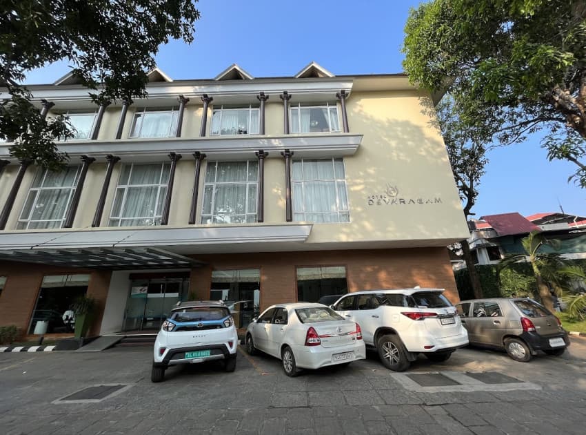 Book Hotel Devaragam in Guruvayur