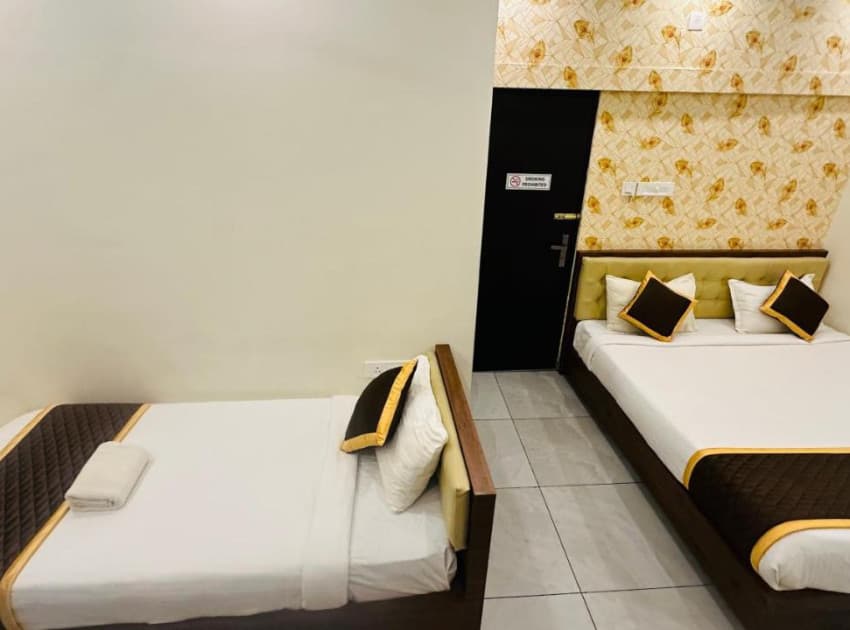 Kovilakam Achutham - Image 4