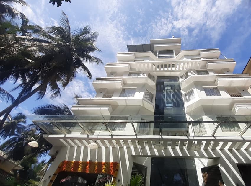 Book Hotel Vishnu Inn in Guruvayur