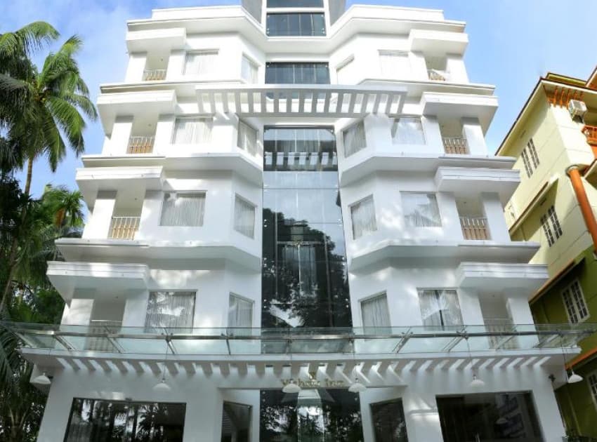 Hotel Vishnu Inn - Image 2