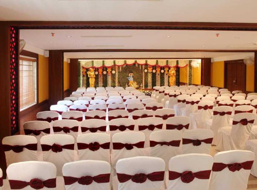 Hotel Vishnu Inn - Image 3