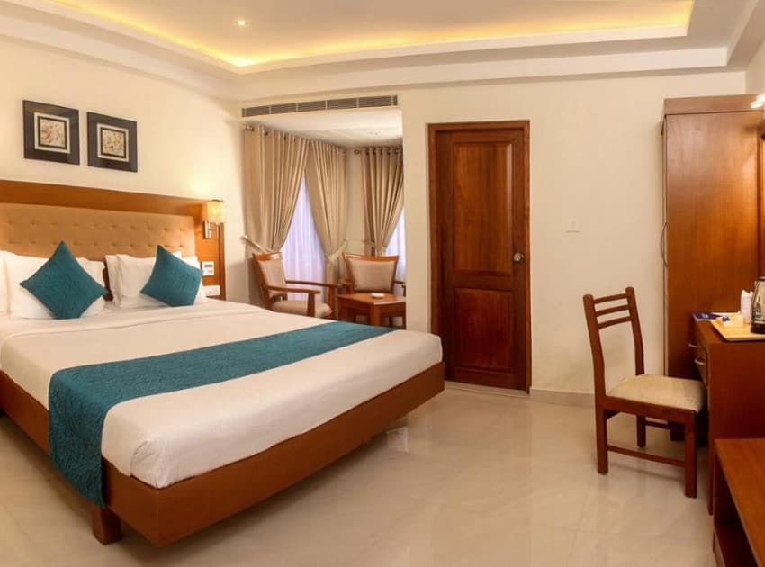 Hotel Vishnu Inn - Image 4