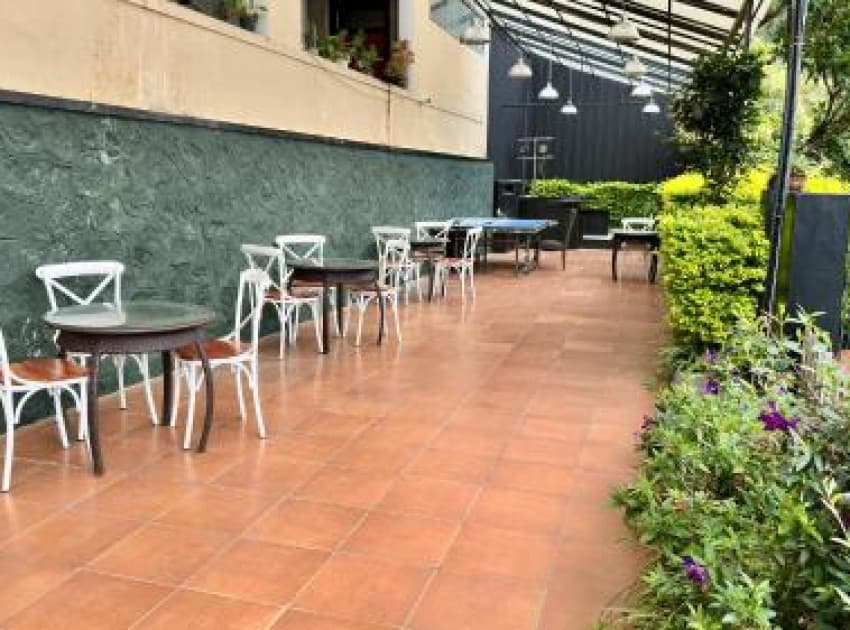 Veu Munnar Retreat - Image 4