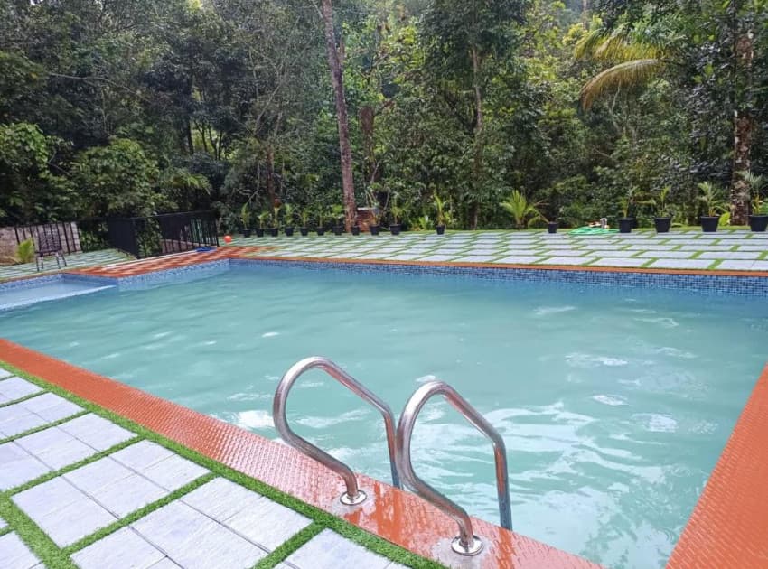 Elenji Dream Villa Homestay, Munnar - Image 2