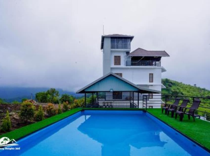 Hazy Heights 360 - Image 2