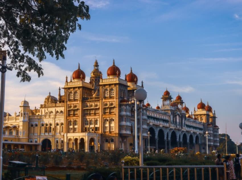 Find Hotels in Mysore