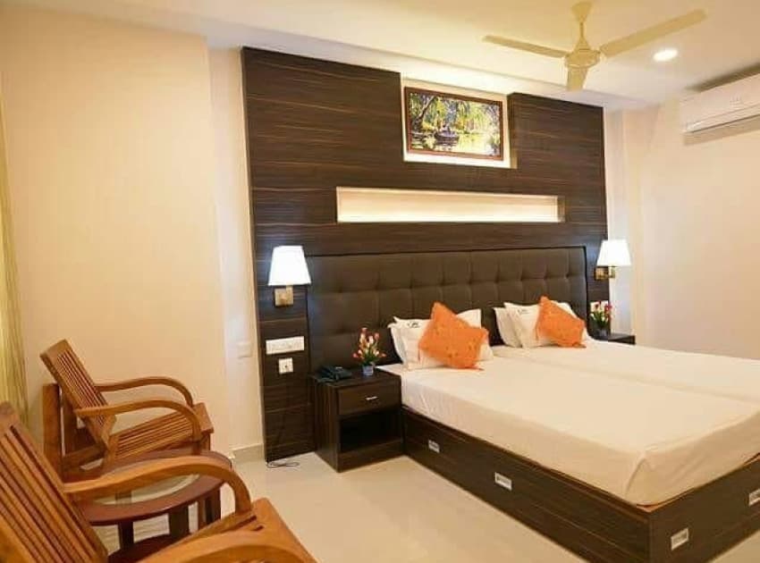 Book Non AC Deluxe Room room in Varkala