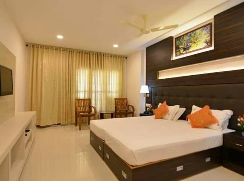 Book Ac Deluxe Room With Balcony room in Varkala