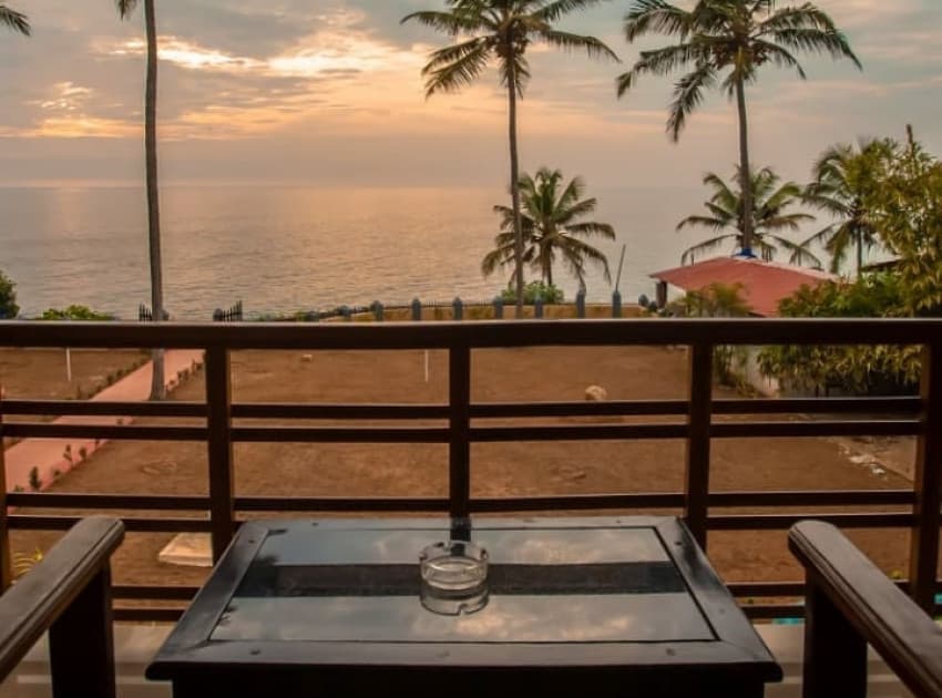 Book AC Deluxe Room With Balcony room in Varkala