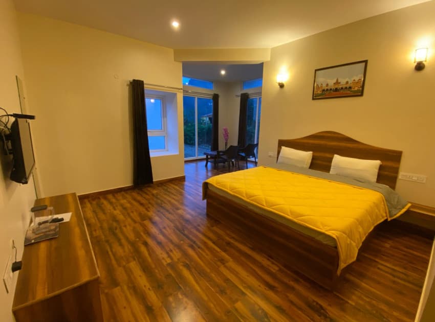 Book Deluxe Room with Balcony room in Kodaikanal