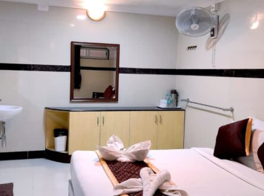 Book Standard Room room in Yercaud