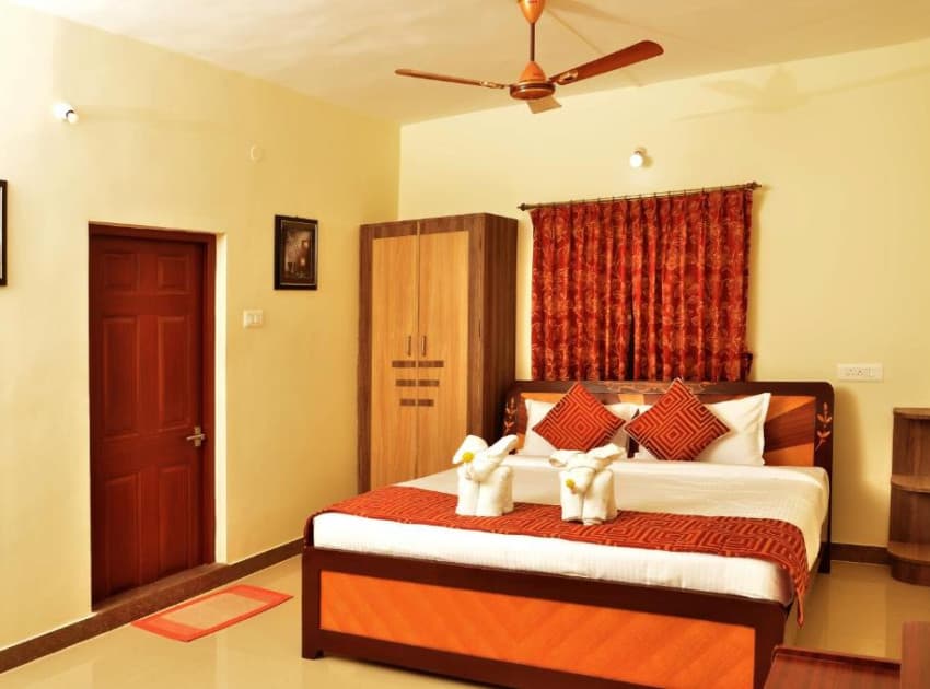 Book Private Cottage room in Yercaud