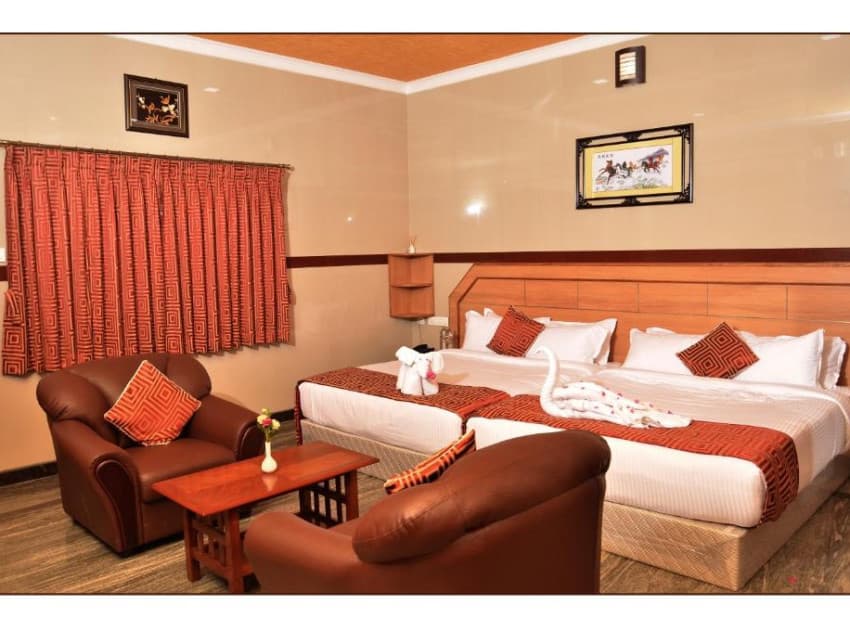 Book Lake View Suite Room room in Yercaud