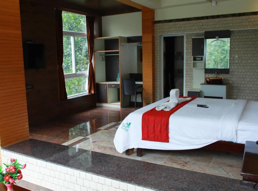 Book Brooks Executive Room room in Yercaud